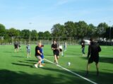 Laatste training S.K.N.W.K. JO11-1JM van seizoen 2022-2023 (partijtje tegen de ouders) (52/221)